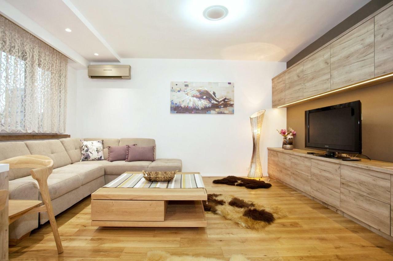 Hostgost Selected Suites - Skadarlija Square 贝尔格莱德 外观 照片